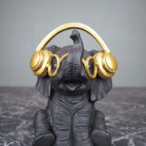 Elephant matte black
